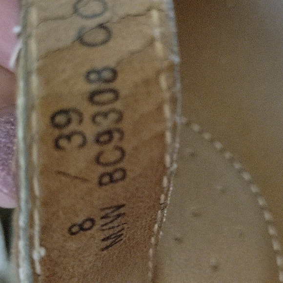 b.o.c Silver Floral Sandals - Picture 5 of 6